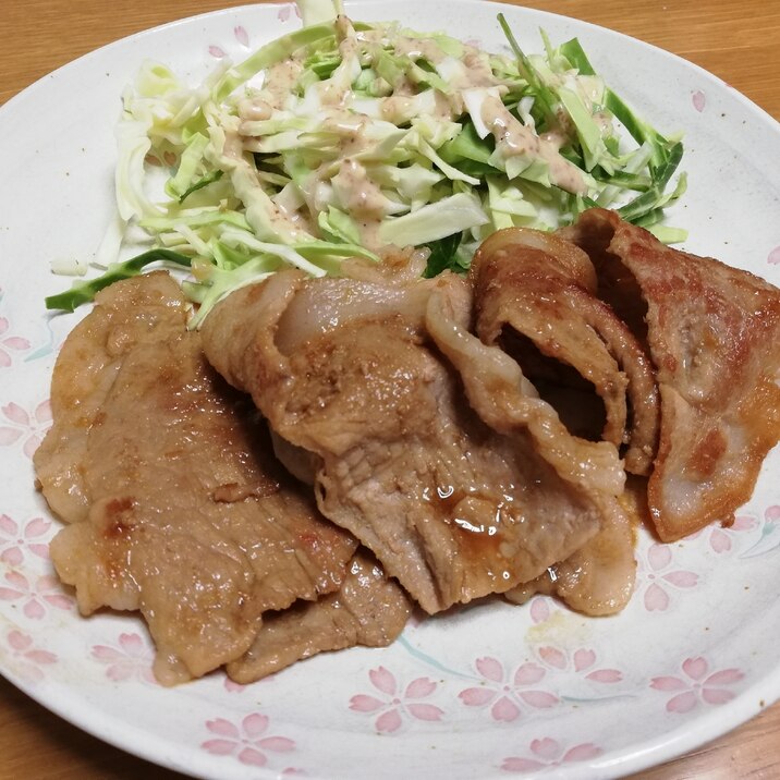 豚肉のにんにく生姜焼き